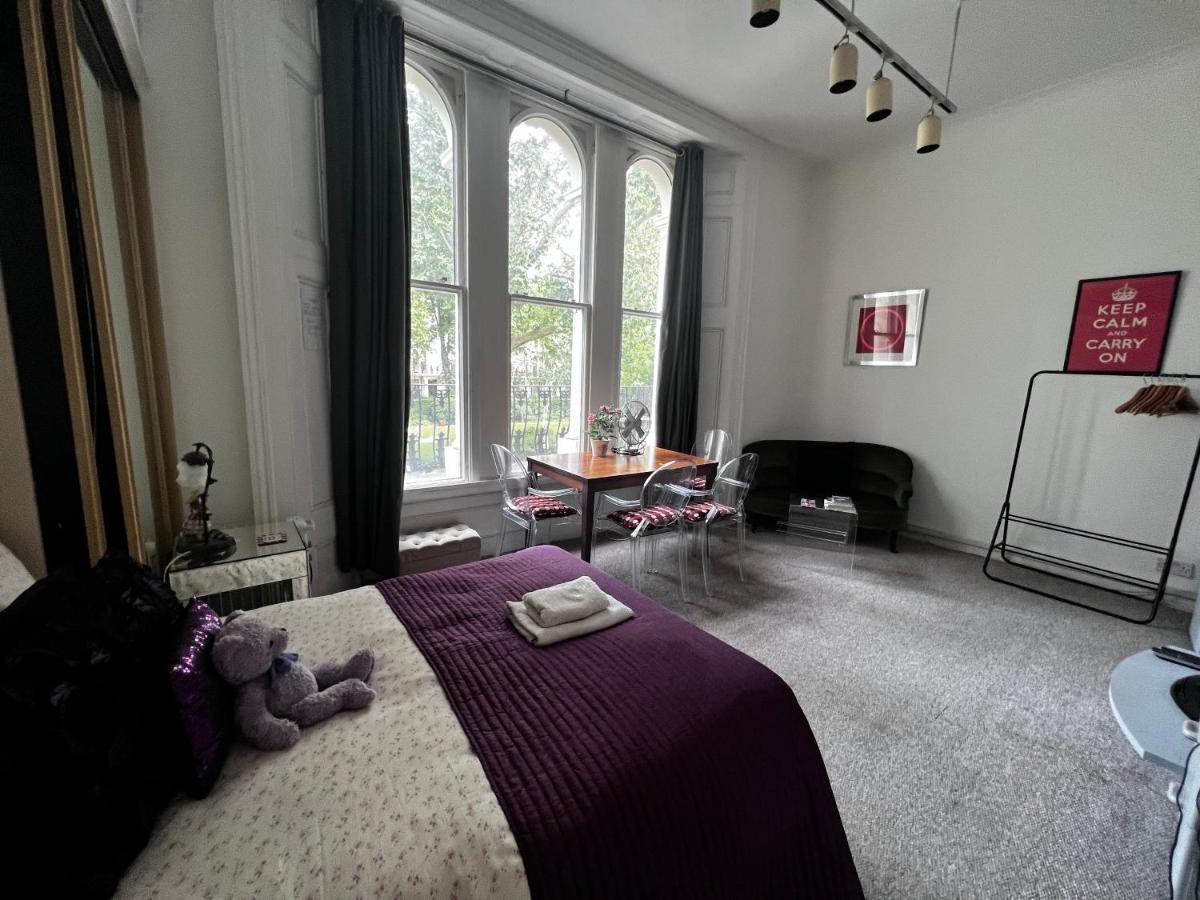 Hyde Park Studio Has Private Balcony With Tranquil Garden View Londýn Exteriér fotografie