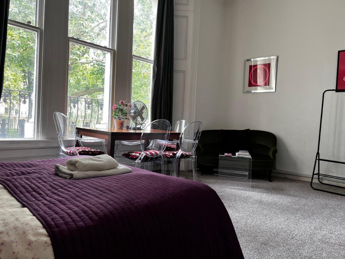 Hyde Park Studio Has Private Balcony With Tranquil Garden View Londýn Exteriér fotografie