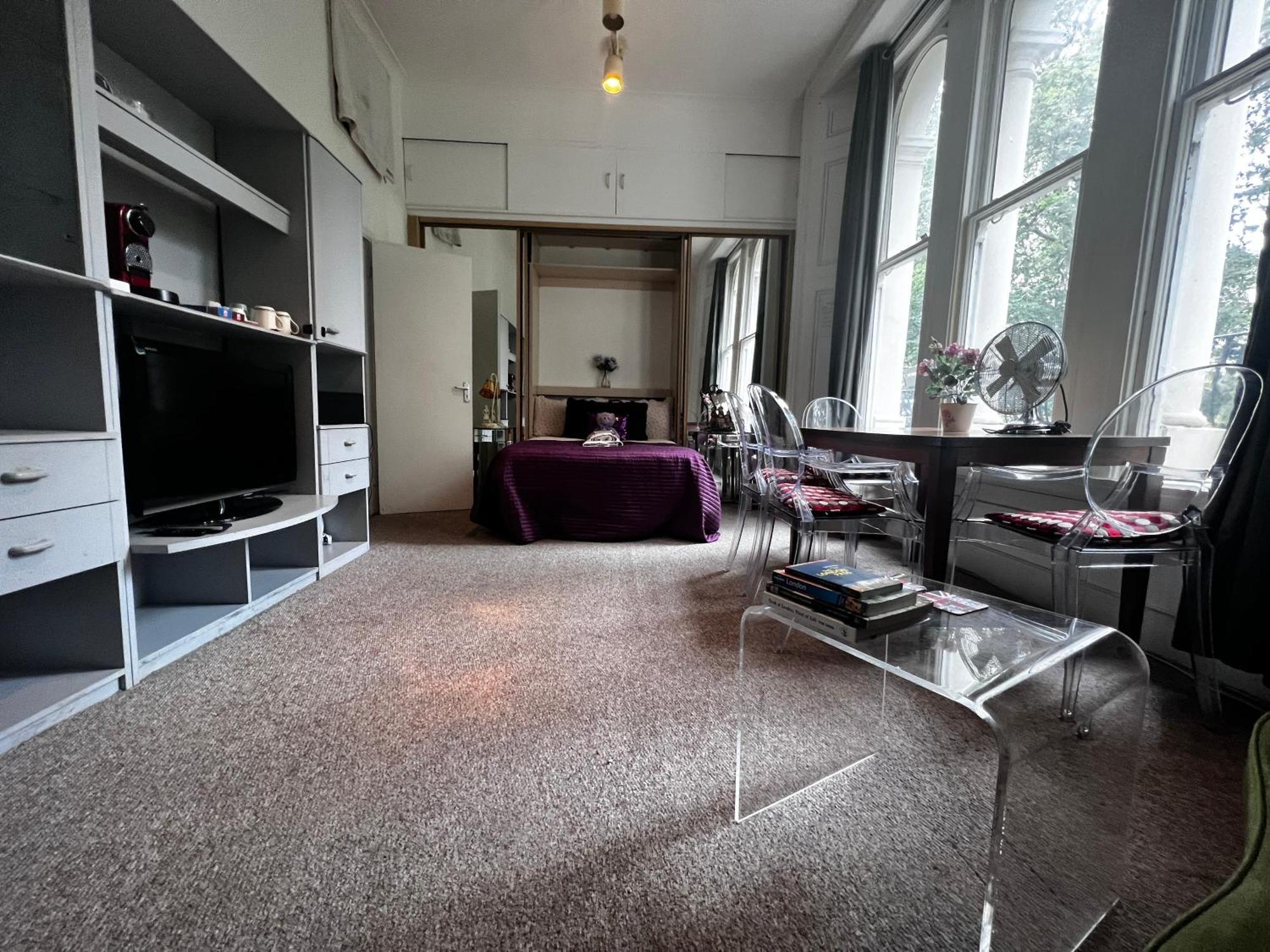Hyde Park Studio Has Private Balcony With Tranquil Garden View Londýn Exteriér fotografie
